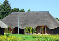 African Flair Country Lodge