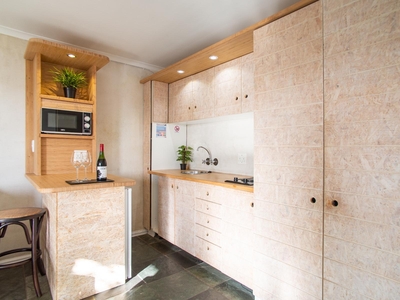 Garden Studio with Outdoor Shower