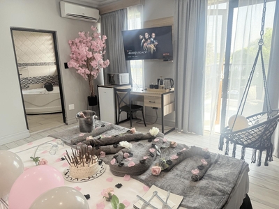 Africa Paradise OR Tambo Boutique Hotel