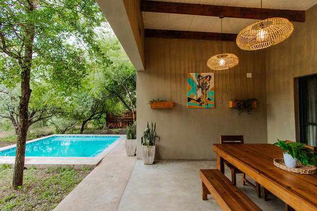 Luxury Bush Villa Bird