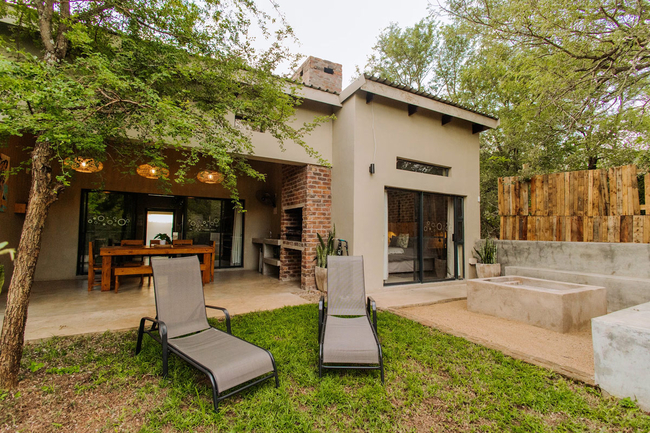 Luxury Bush Villa Bird