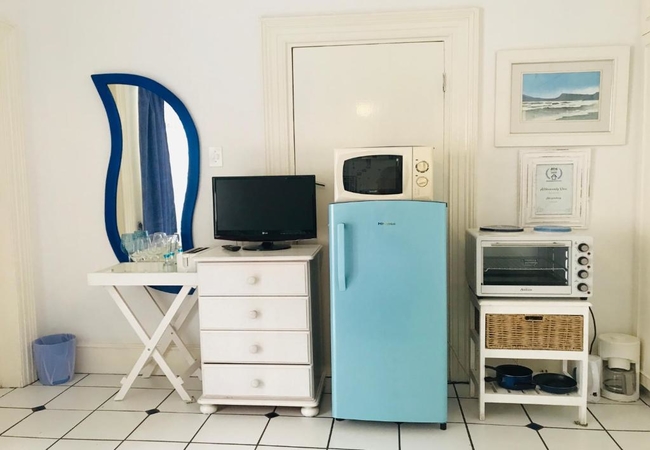 Unit 3 - Budget Double Room