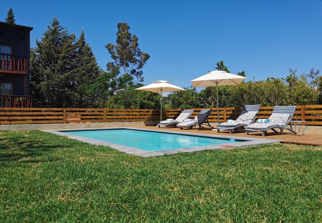 A Hilltop Country Retreat