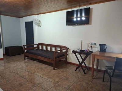 Airport Bird & Game Lodge