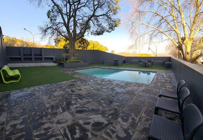 Air Space Apartments