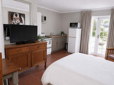 Room 1 (Standard)