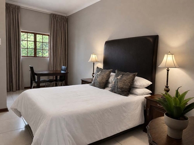 Room 5 (Standard)
