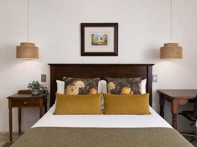 Room 7 (Standard)