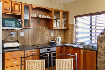 Deluxe Chalets (sleeps 6)