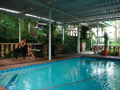 Amper Bo Guest House