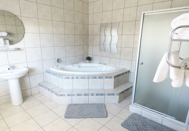 Executive Room - Bathroom