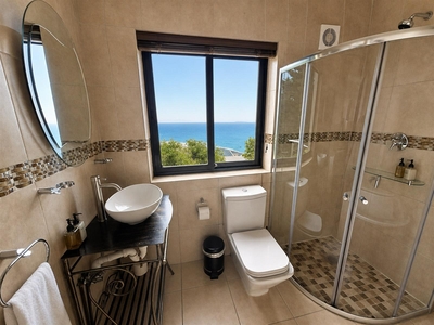 Fynbos - Superior King Garden Suite
