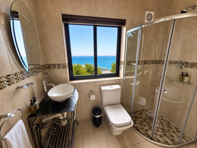 Fynbos - Superior King Garden Suite
