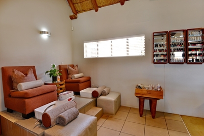 African Hills Safari Lodge