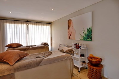 African Hills Safari Lodge