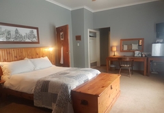 Assegaaibosch Country Lodge