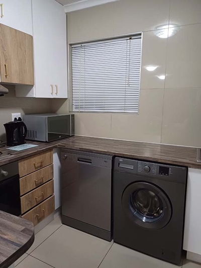 The Astons 5 @ The Beach