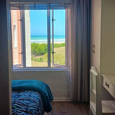 The Astons 5 @ The Beach