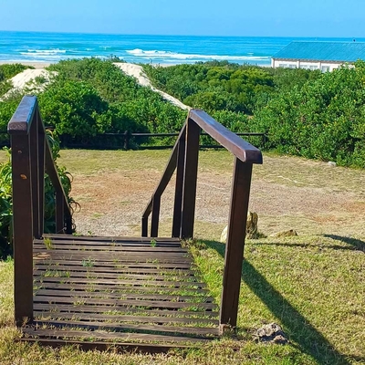 The Astons 5 @ The Beach