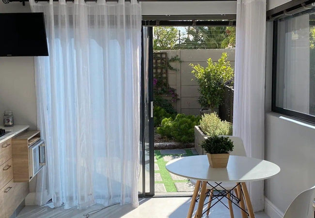 Blouberg Winch Way Studio