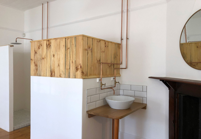 Queen Open Plan En-Suite