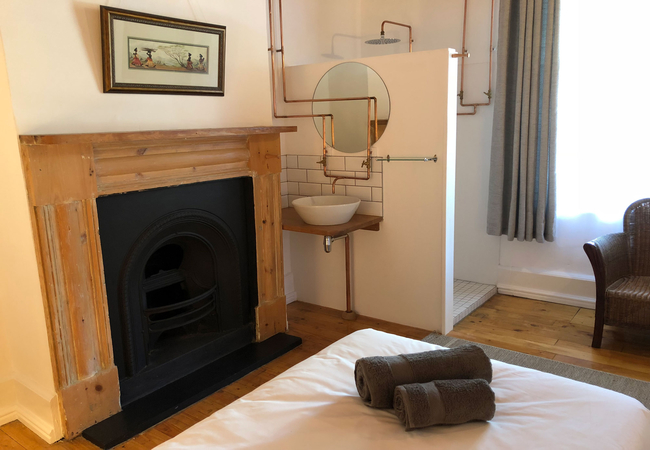 Twin Open Plan En-Suite 2