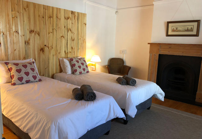 Twin Open Plan En-Suite 2