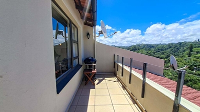 Aurora Blum By The Beach