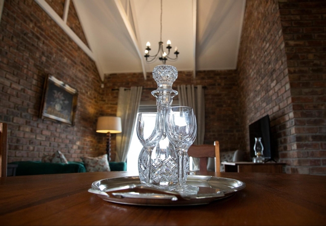 Autumn Leaf @ Tarry-Stone