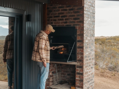 Aviary Hills Luxury Hideaway