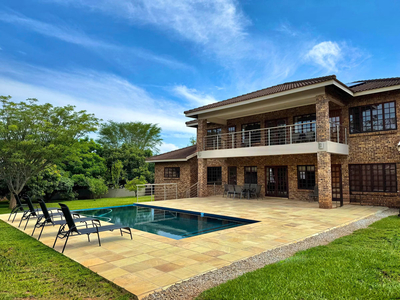 Avocado Grove Guest House