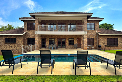 Avocado Grove Guest House