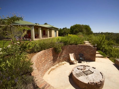 Uncle Townies Farmhouse