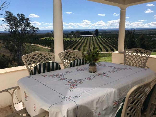 Manor House - The Castle Flatlet