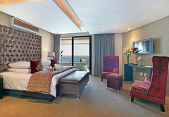 Luxury Room : Periwinkle
