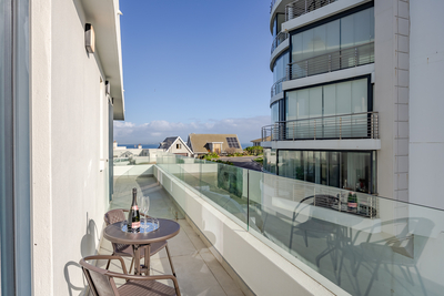 Exclusive Use Holiday Apartment