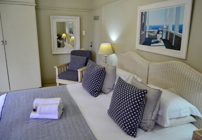 Double / Twin room 8