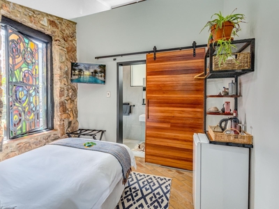 Single Petit Room
