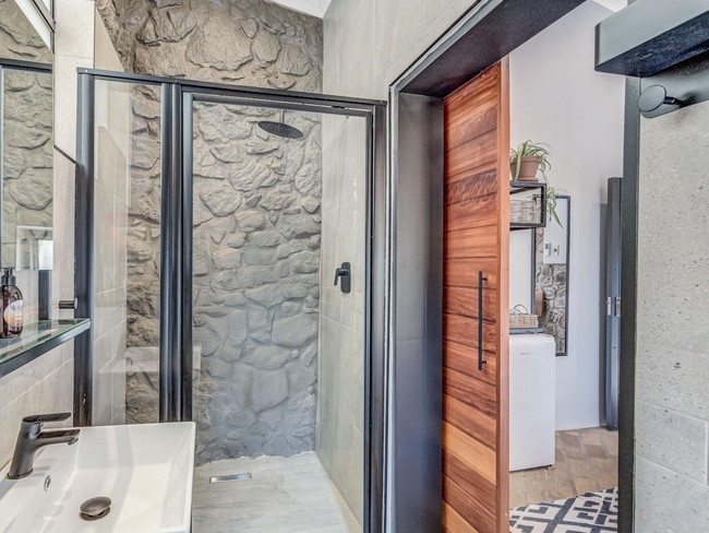 Single Petit Room