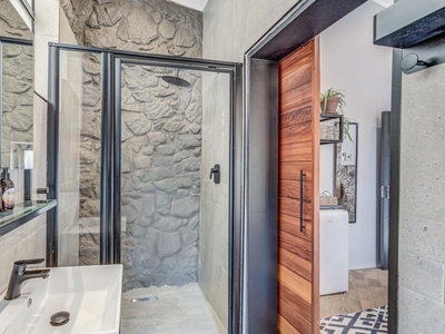 Single Petit Room