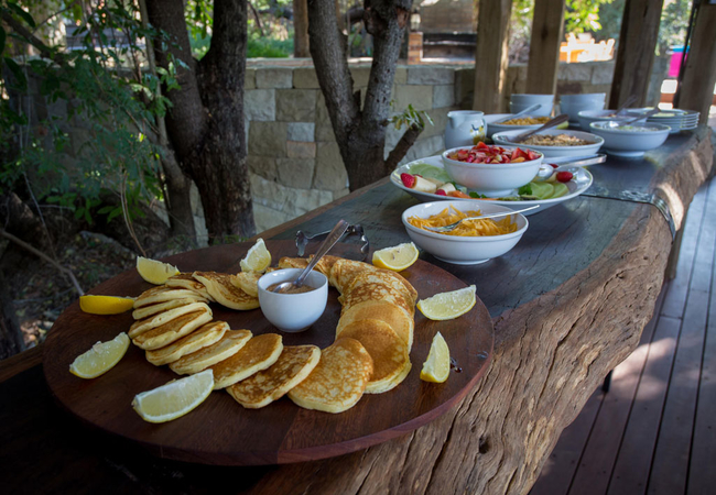 Bateleur Safari Camp