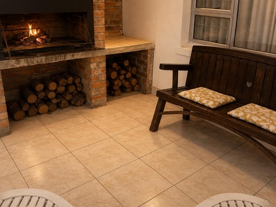 Bay Breeze Guesthouse
