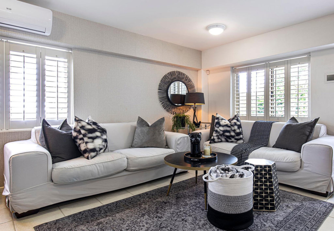 The Clifton Mansion Apartment