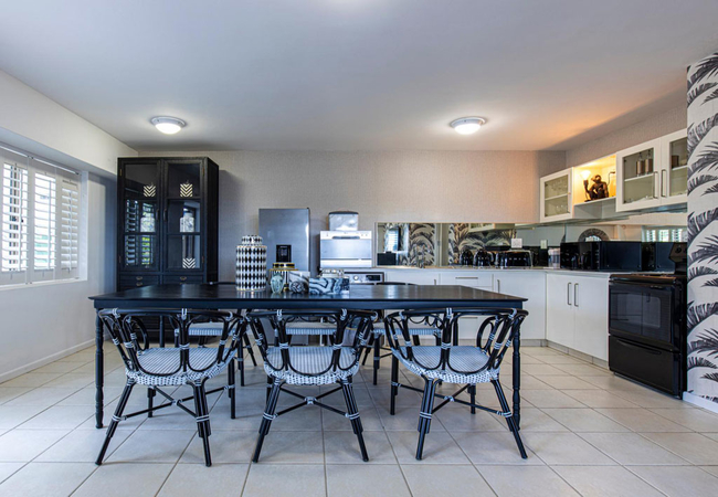 The Clifton Mansion Apartment