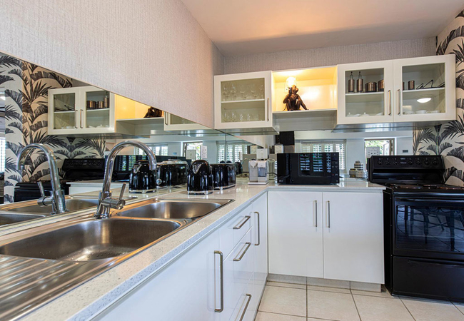 The Clifton Mansion Apartment