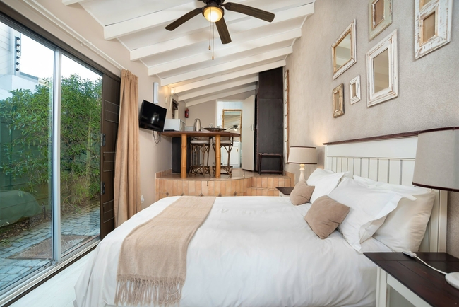 Sea-facing Self-catering Double Room