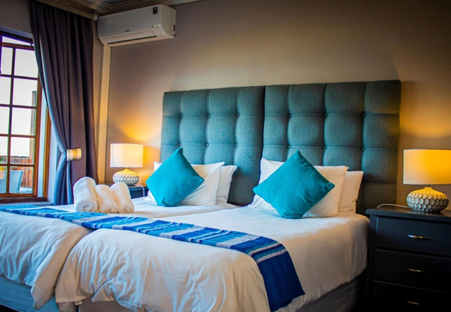 Deluxe Twin First Floor Unit