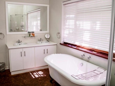 Luxury Twin Bedded Room