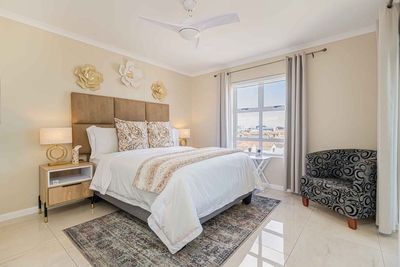 Exclusive Use Holiday Apartment