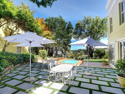 Bell Rosen Guest House